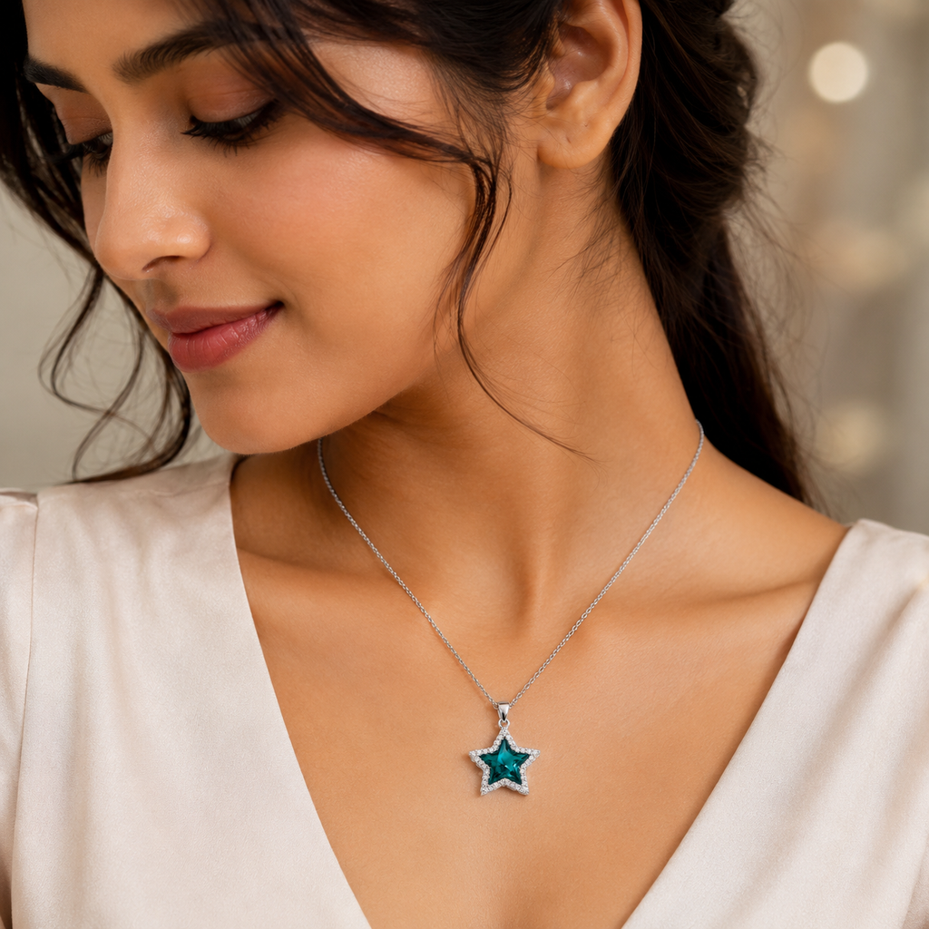 Twinkle Star Crystal Pendant