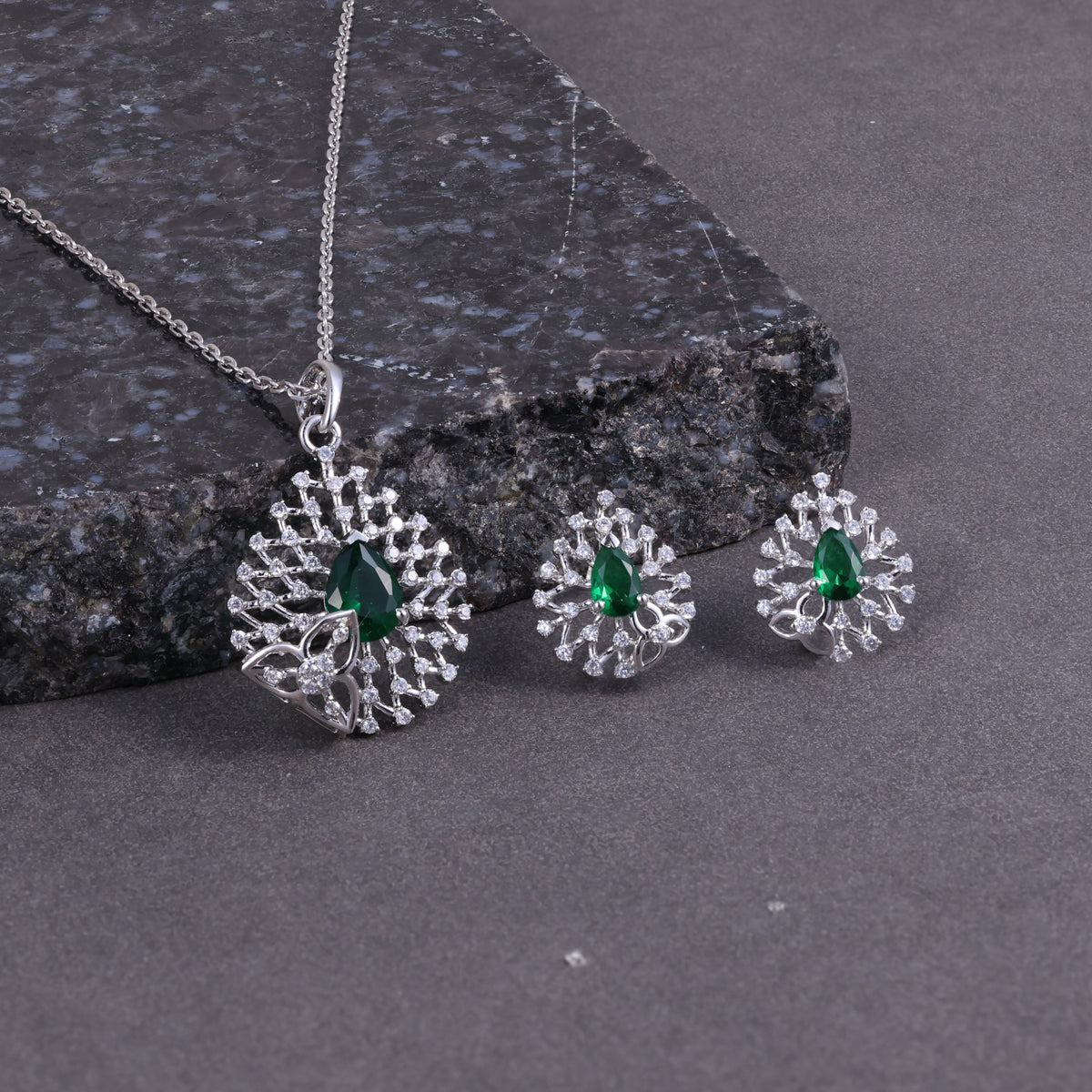 Emerald Green CZ Pendant Set
