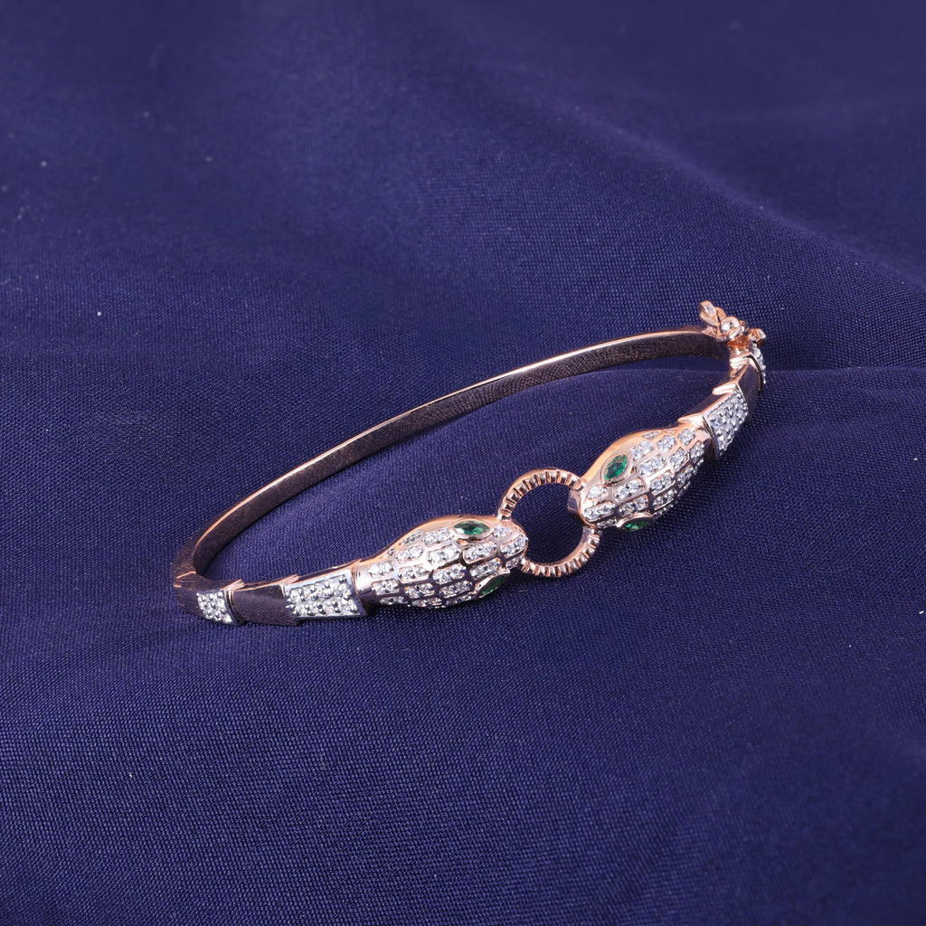 Elegant Emerald Dual-Peacock Kada