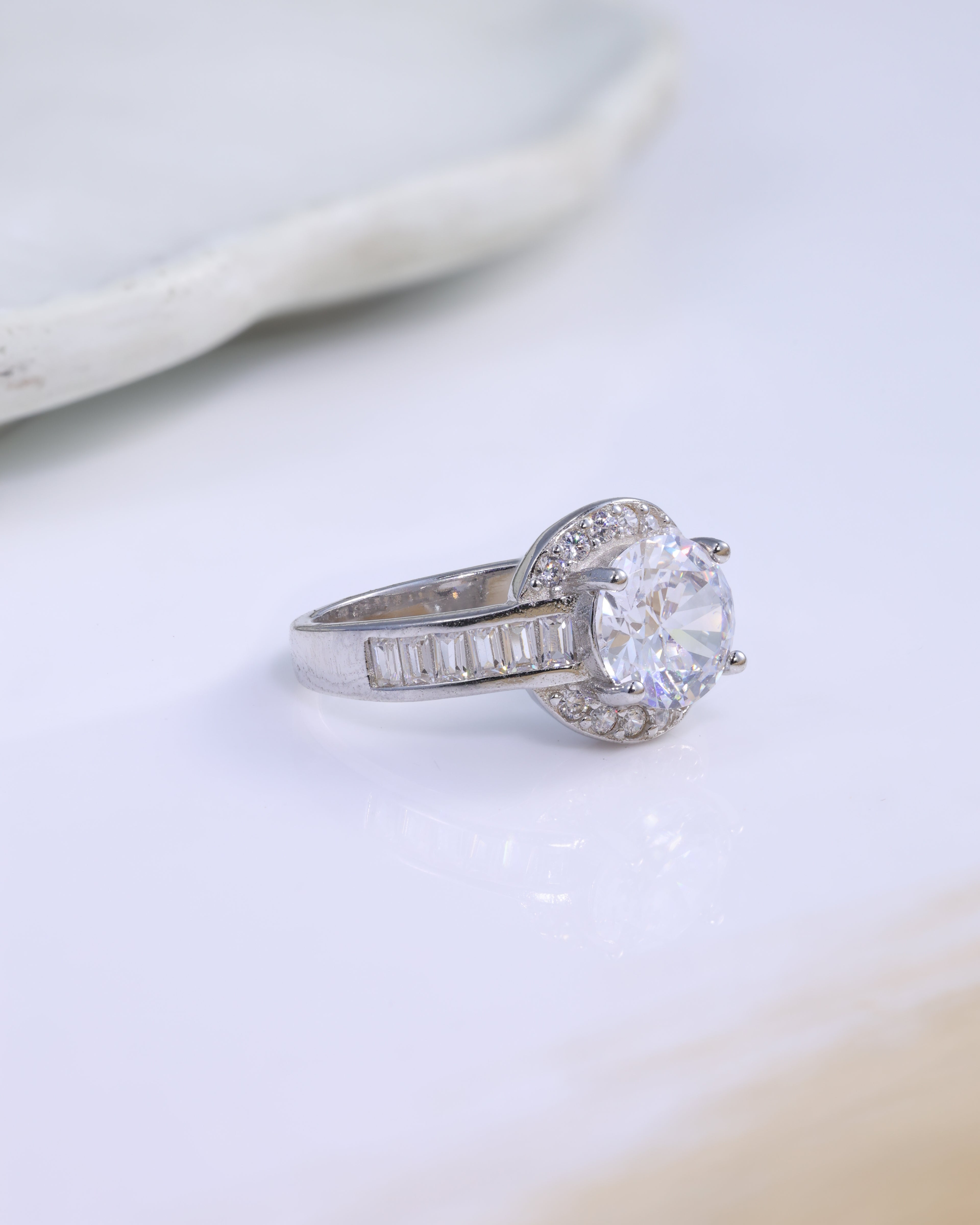Elegant Halo Crystal Ring