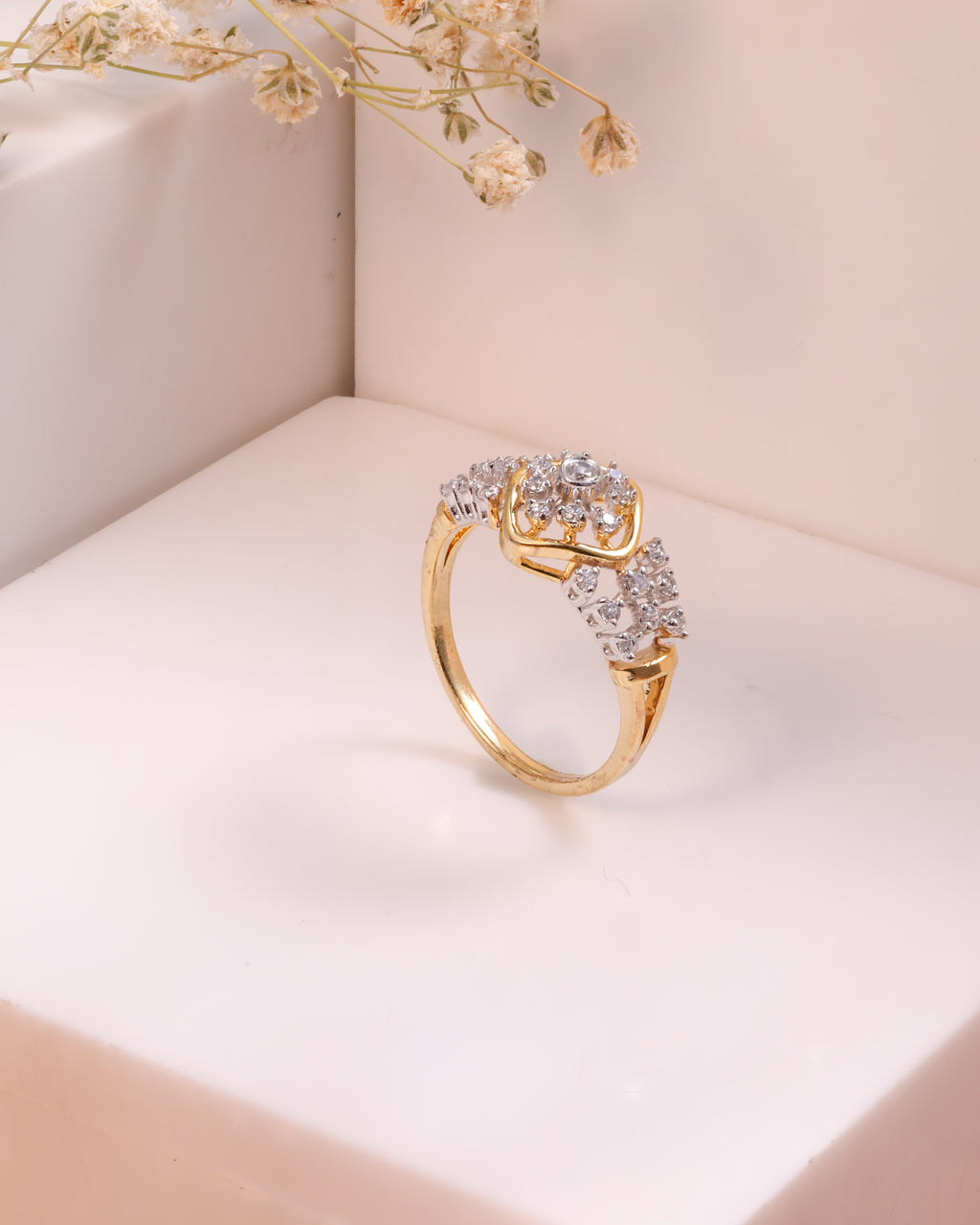 Floral Spark Gold-Plated Ring