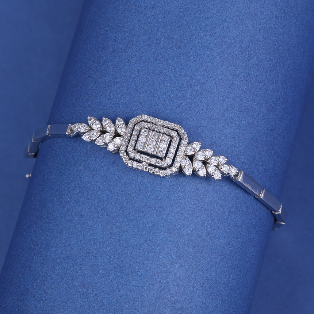 Elegant Geometric Crystal Bracelet