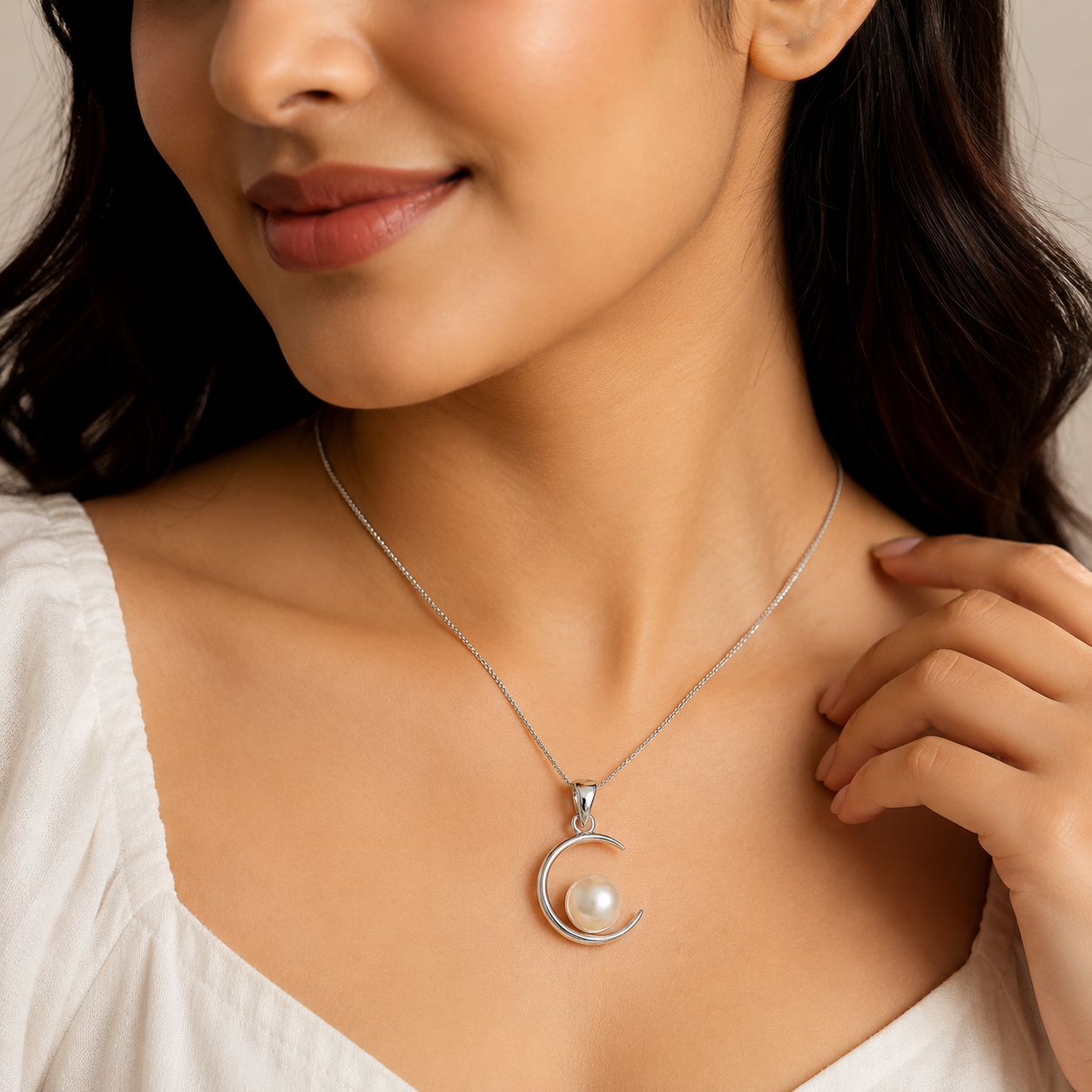 Moonlit Pearl Silver Pendant